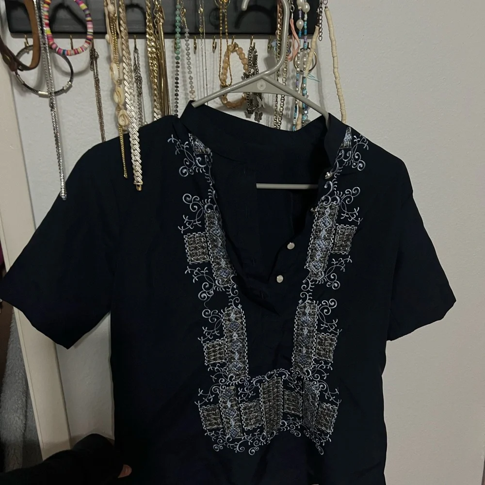 THAI women’s shirt - Picture 5 of 10